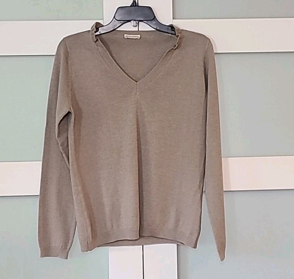 Cashmere Company V Neck Beige Sweater Cashmere Silk Blend Size 46 US Medium